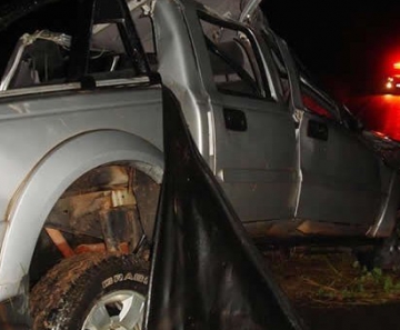 Acidente matou casal e deixou três crianças feridas em Cáceres, Mato Grosso. 