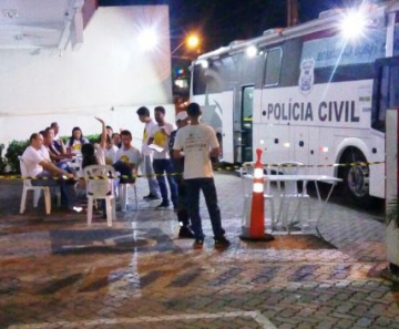 Operação Lei Seca aborda 105 veículos na Avenida Isaac Póvoas