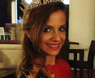 Brenda coroada como Miss Infanto Juvenil 2013