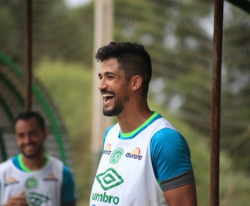 Tulio de Melo tem cinco gols no estadual (Foto: Sirli Freitas/Chapecoense)