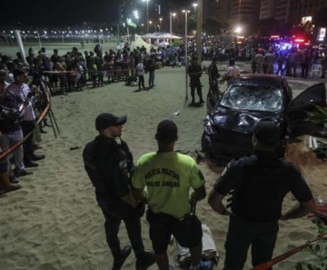 Atropelamento em Copacabana deixa um morto e 16 feridos