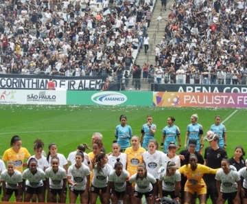 São Paulo sai na frente do Corinthians na final do Paulista feminino